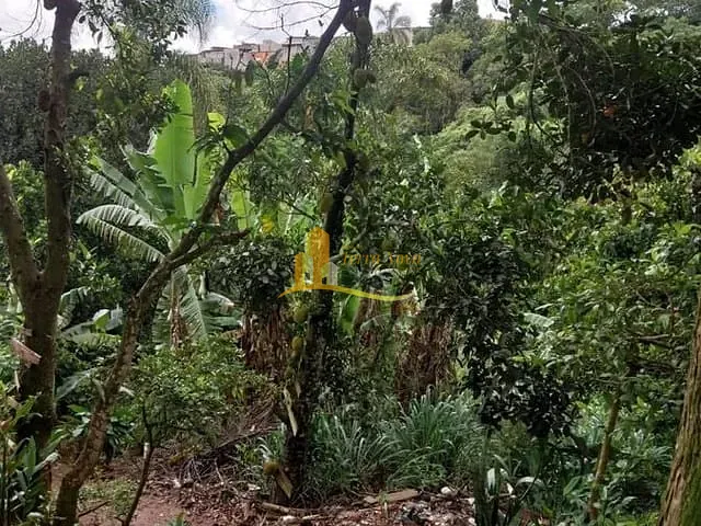 Sobrado com 270m² 6 quartos e 7 banheiros, à venda, no bairro Gleba do Pêssego em São Paulo