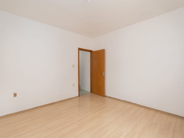 Casa com 150m² 1 quarto e 2 banheiros, à venda, no bairro Laranjal em Pelotas