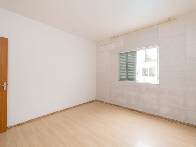 Casa com 150m² 1 quarto e 2 banheiros, à venda, no bairro Laranjal em Pelotas