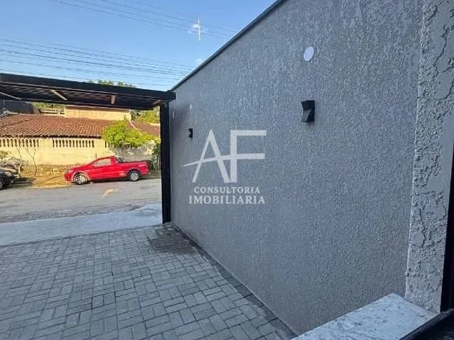 Sobrado com 125m², à venda, no bairro Perequê-Açu em Ubatuba