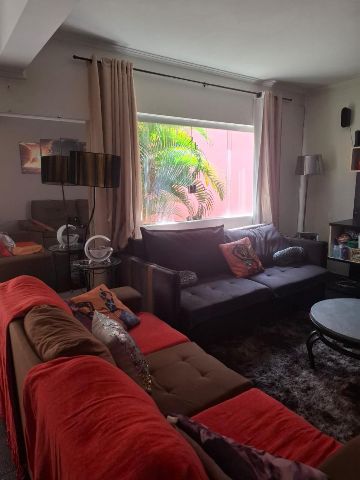 Sobrado com 280m² 4 quartos e 4 banheiros, à venda, no bairro Campestre em Santo André