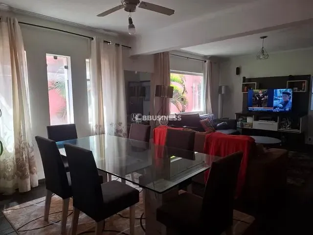 Sobrado com 280m² 4 quartos e 4 banheiros, à venda, no bairro Campestre em Santo André