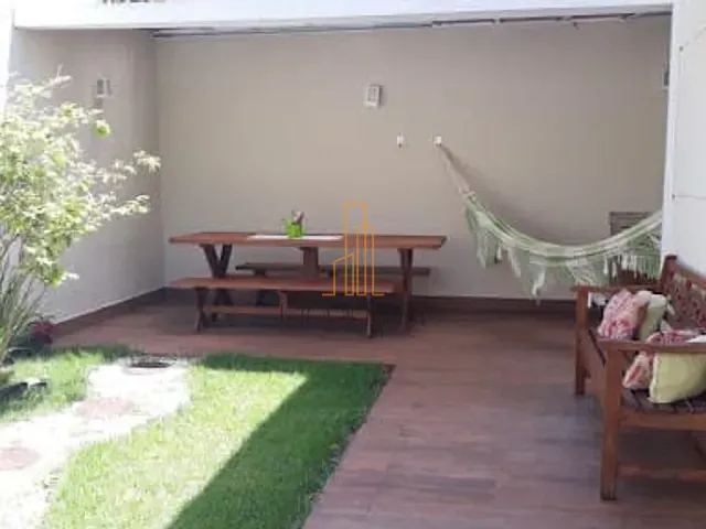 Sobrado com 424m² 3 quartos e 3 banheiros, à venda, no bairro Demarchi em São Bernardo do Campo