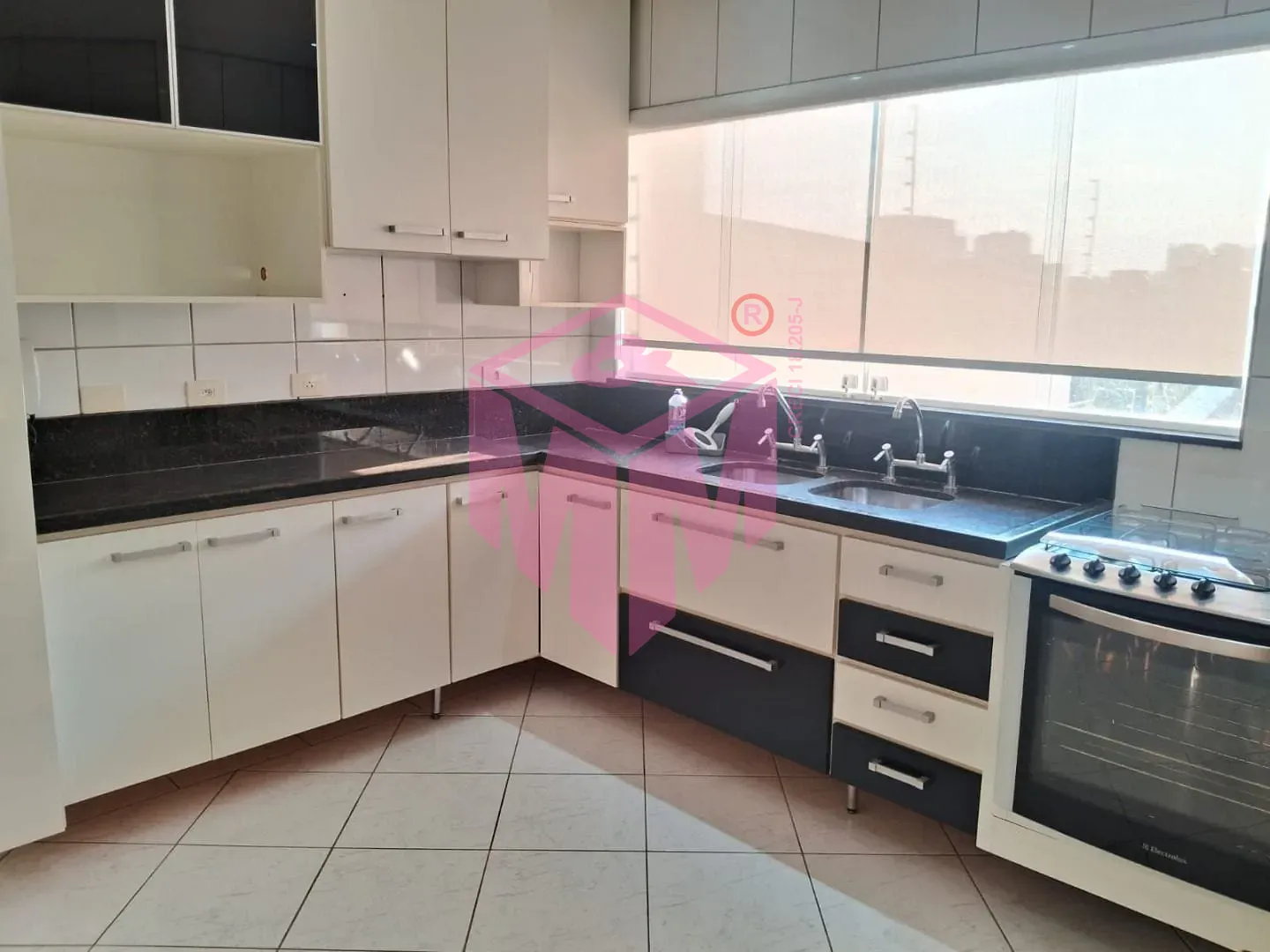 Sobrado, 3 quartos, 226 m² - Foto 1