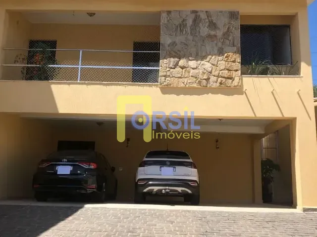 Sobrado com 500m² 3 quartos e 3 banheiros, à venda, no bairro Vila Lavínia em Mogi das Cruzes