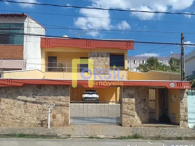 Sobrado com 500m² 3 quartos e 3 banheiros, à venda, no bairro Vila Lavínia em Mogi das Cruzes