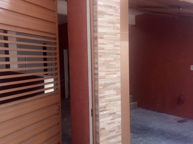 Foto do Sobrado - Sobrado com 3 dormitórios à venda, 155 m² por R$ 414.990,00 - Vila Bela - Carapicuíba/SP | Pitale Imóveis Ltda.