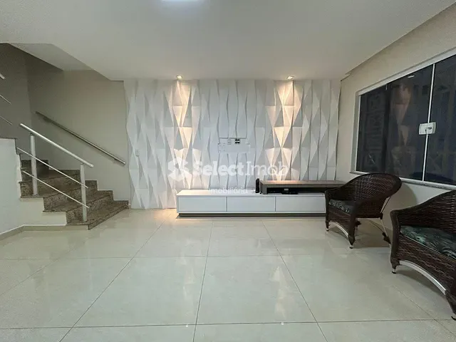 Sobrado com 179m² 3 quartos e 2 banheiros, à venda, no bairro Vila São Francisco em Mauá