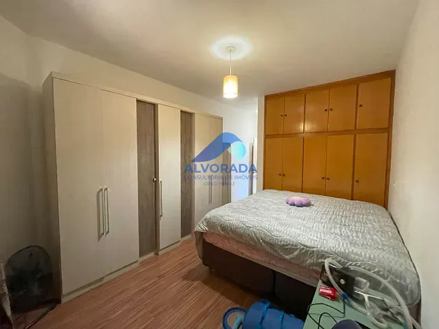 Sobrado com 125m² 3 quartos e 1 banheiro, à venda, no bairro Jardim das Indústrias em São José dos Campos