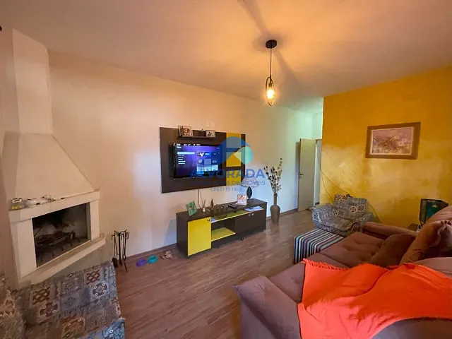 Sobrado com 125m² 3 quartos e 1 banheiro, à venda, no bairro Jardim das Indústrias em São José dos Campos