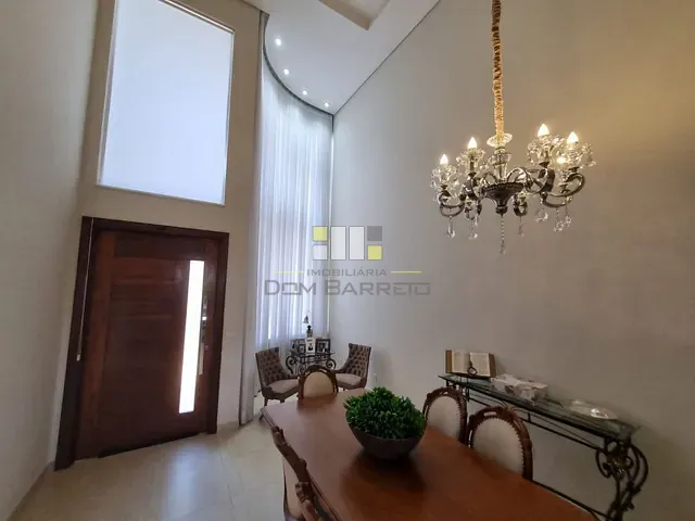 Sobrado com 263m² 3 quartos e 2 banheiros, à venda, no bairro Residencial Portal do Lago em Sumaré