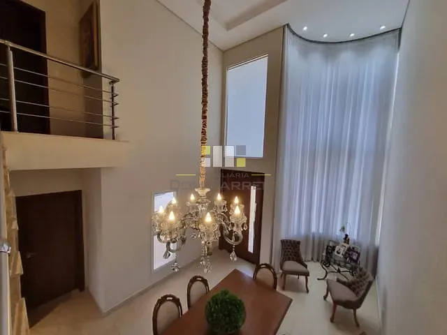 Sobrado com 263m² 3 quartos e 2 banheiros, à venda, no bairro Residencial Portal do Lago em Sumaré