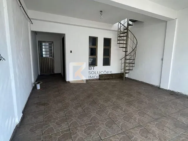 Sobrado com 125m² 3 quartos e 2 banheiros, à venda, no bairro Jardim Alice em Indaiatuba