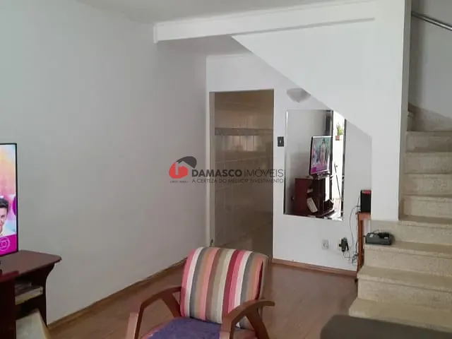Sobrado com 159m² 2 quartos e 2 banheiros, à venda, no bairro Cerâmica em São Caetano do Sul