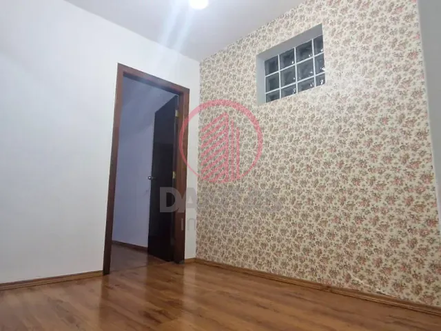 Sobrado 3 quartos e 3 banheiros, à venda, no bairro Jaguaribe em Osasco