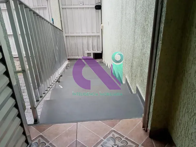 Sobrado com 232m² 3 quartos e 3 banheiros, à venda, no bairro Umuarama em Osasco