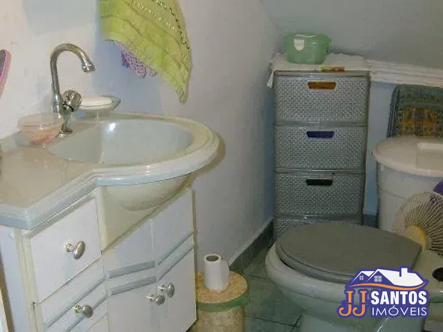 Sobrado com 200m² 2 quartos e 2 banheiros, à venda, no bairro Vila Bertioga em São Paulo
