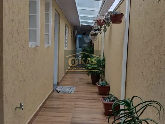 Sobrado com 150m² 4 quartos e 3 banheiros, à venda, no bairro Jardim Cacique em Suzano