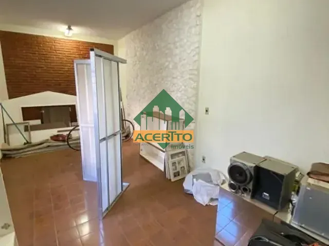 Sobrado com 730m² 5 quartos e 7 banheiros, à venda ou para alugar, no bairro Centro em Araçatuba