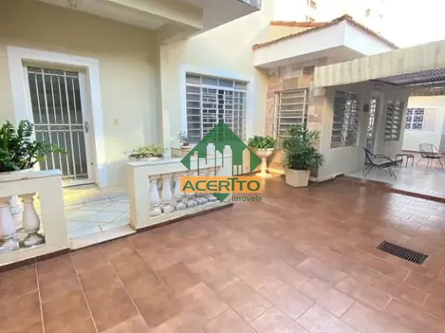Sobrado com 730m² 5 quartos e 7 banheiros, à venda ou para alugar, no bairro Centro em Araçatuba