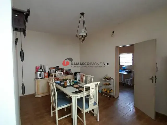 Sobrado com 500m² 3 quartos e 2 banheiros, à venda, no bairro Santa Paula em São Caetano do Sul