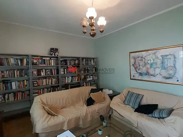 Sobrado com 500m² 3 quartos e 2 banheiros, à venda, no bairro Santa Paula em São Caetano do Sul