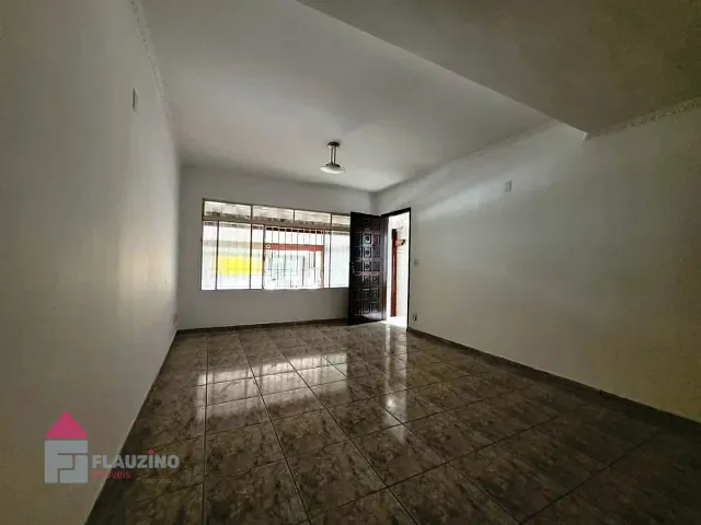 Sobrado com 162m² 3 quartos e 3 banheiros, à venda ou para alugar, no bairro Vila Valparaíso em Santo André
