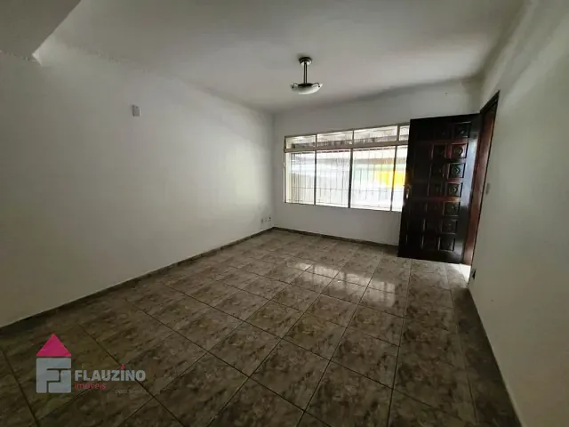 Sobrado com 162m² 3 quartos e 3 banheiros, à venda ou para alugar, no bairro Vila Valparaíso em Santo André