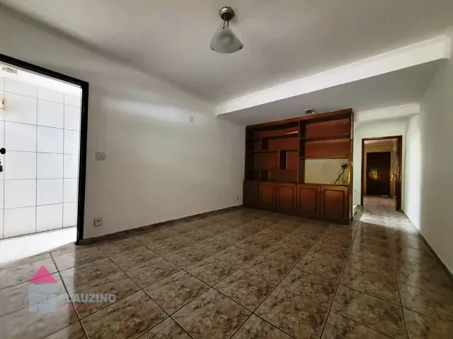 Sobrado com 162m² 3 quartos e 3 banheiros, à venda ou para alugar, no bairro Vila Valparaíso em Santo André
