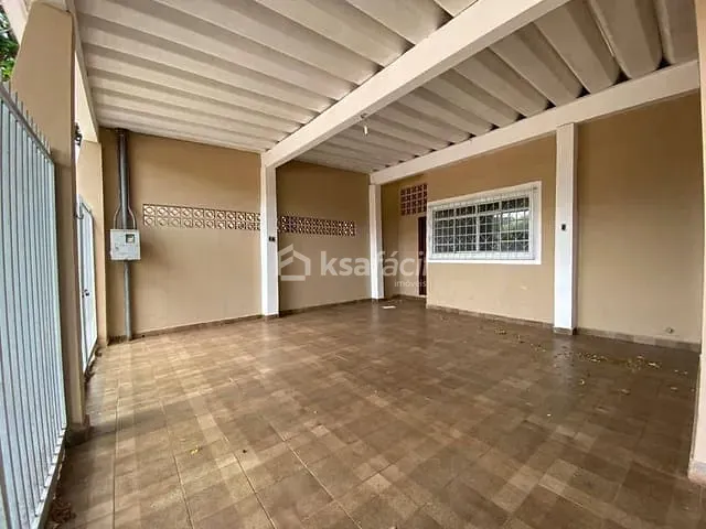 Sobrado com 159m² 3 quartos e 2 banheiros, à venda, no bairro Centro em Campo Grande