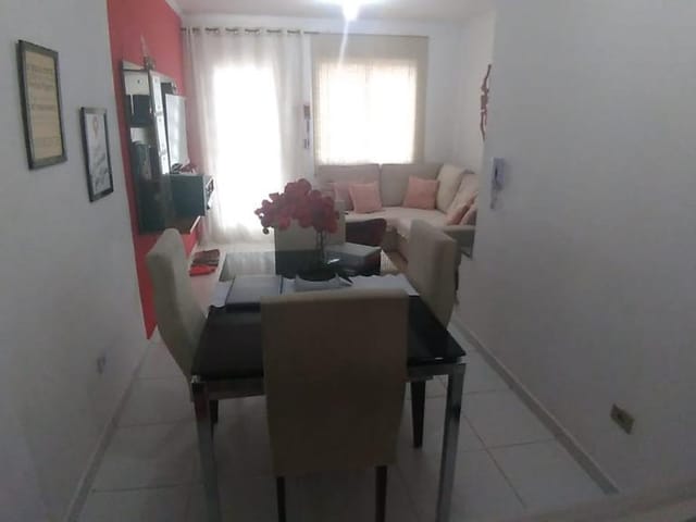 Sobrado com 64m² 2 quartos e 2 banheiros, à venda, no bairro Jardim Sandra em Cotia