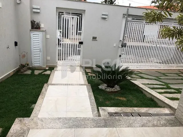 Sobrado 3 quartos e 5 banheiros, à venda, no bairro Jardim Franca em São Paulo