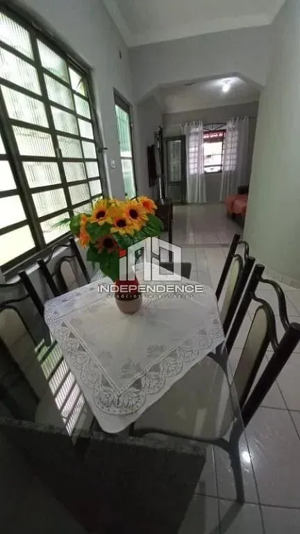 Sobrado, 3 quartos, 184 m² - Foto 1