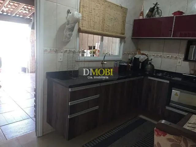 Sobrado com 100m² 2 quartos e 2 banheiros, à venda, no bairro Santa Fé em Gravataí