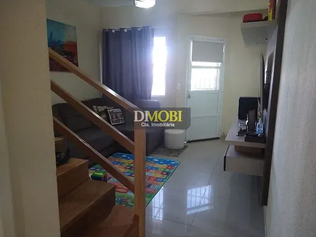 Sobrado com 100m² 2 quartos e 2 banheiros, à venda, no bairro Santa Fé em Gravataí