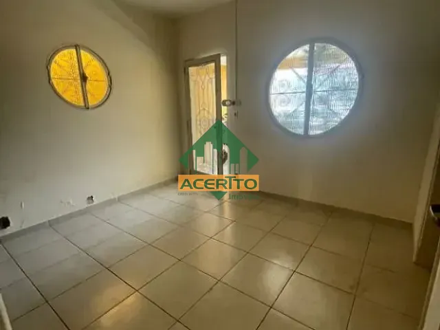 Sobrado com 384m² 4 quartos e 4 banheiros, à venda ou para alugar, no bairro Centro em Araçatuba