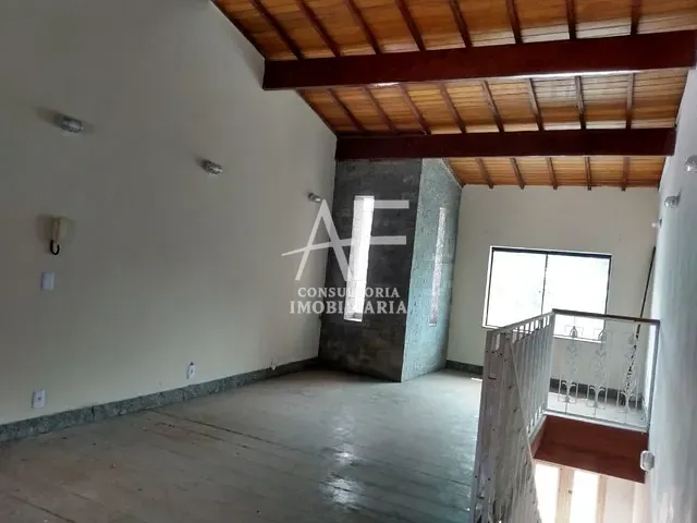 Sobrado com 125m² 4 quartos e 4 banheiros, à venda, no bairro Centro em Taubaté