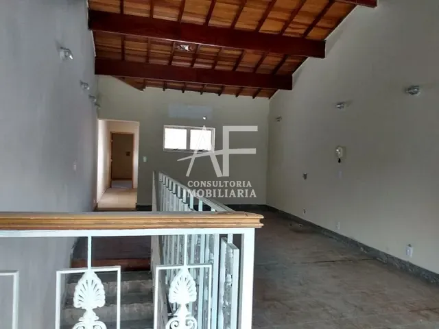 Sobrado com 125m² 4 quartos e 4 banheiros, à venda, no bairro Centro em Taubaté