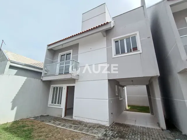 Sobrado com 145m² 4 quartos e 4 banheiros, à venda, no bairro Cajuru em Curitiba