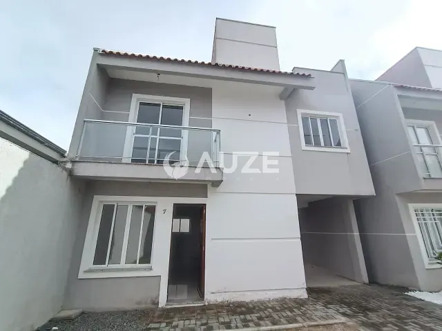 Sobrado com 145m² 4 quartos e 4 banheiros, à venda, no bairro Cajuru em Curitiba