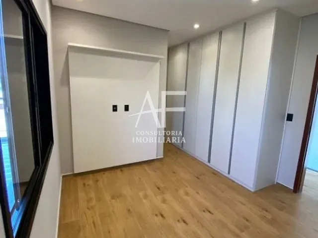 Sobrado com 287m², à venda, no bairro Itapecerica em Taubaté