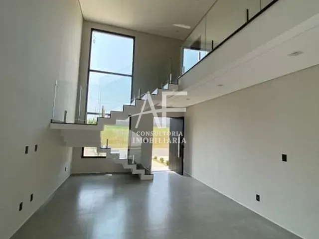 Sobrado com 287m², à venda, no bairro Itapecerica em Taubaté