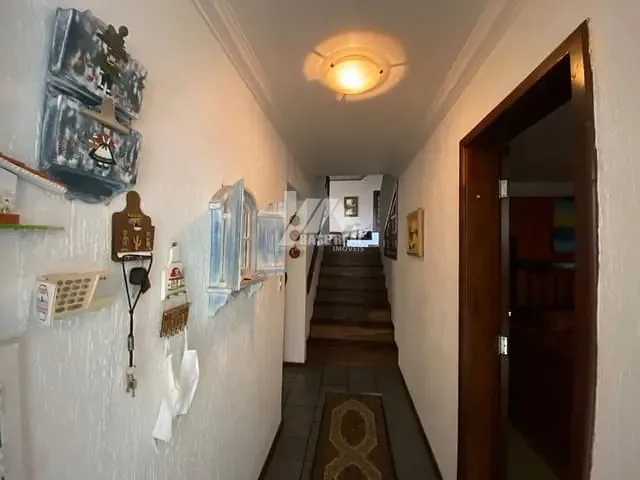 Sobrado com 640m² 5 quartos e 5 banheiros, à venda, no bairro Bonsucesso em Guarapuava