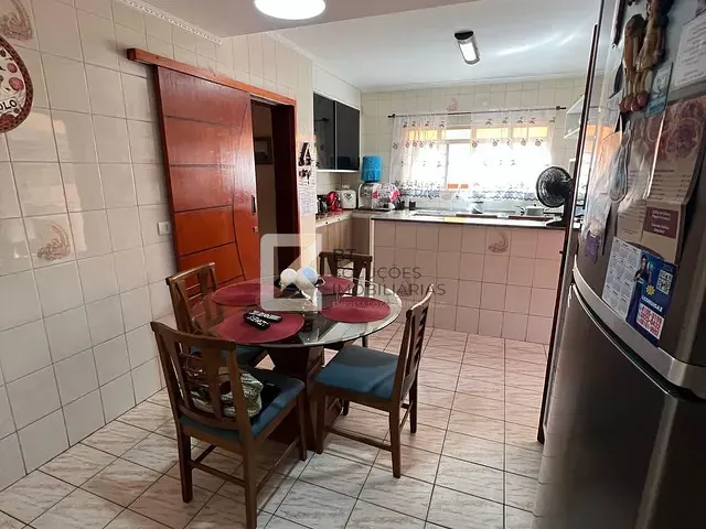 Sobrado com 250m² 3 quartos e 3 banheiros, à venda, no bairro Jardim Alice em Indaiatuba