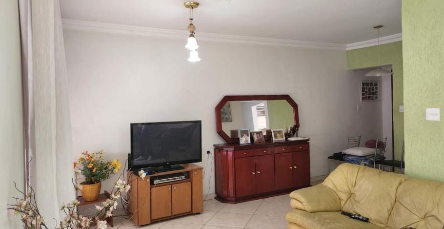 Sobrado à venda 3 Quartos, 1 Suite, 3 Vagas, 162M², Barcelona, São Caetano do Sul - SP