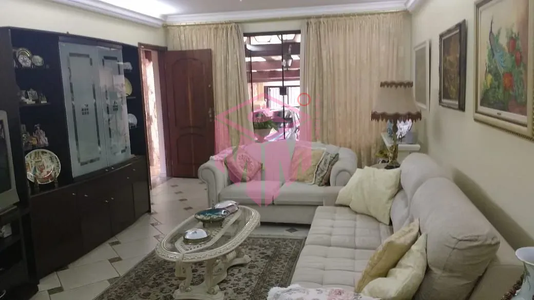 Sobrado, 3 quartos, 240 m² - Foto 2