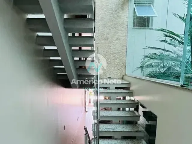 Sobrado 4 quartos e 2 banheiros, à venda, no bairro Santa Paula em São Caetano do Sul