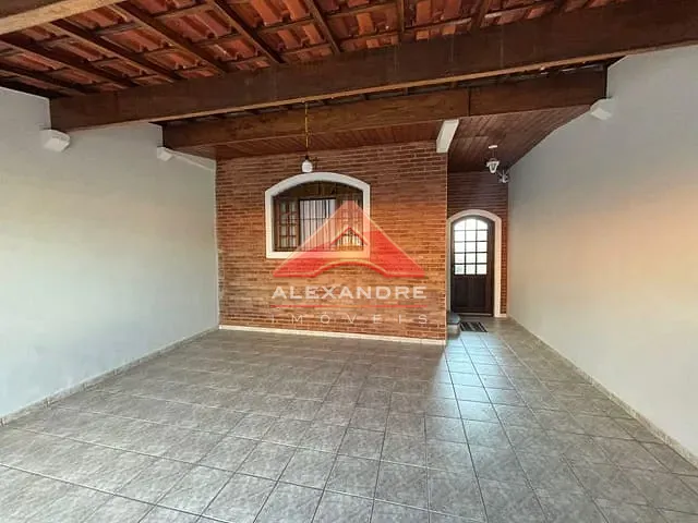 Casa com 138m² 4 quartos e 1 banheiro, à venda, no bairro Jardim Ismênia em São José dos Campos