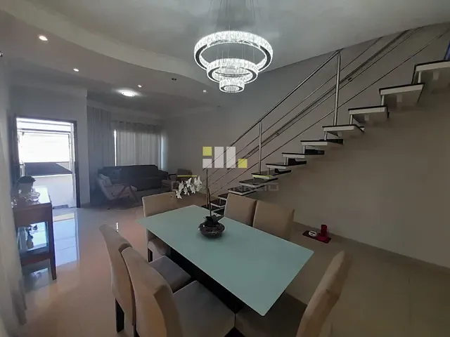 Sobrado com 150m² 3 quartos e 3 banheiros, à venda, no bairro Parque Nova Carioba em Americana