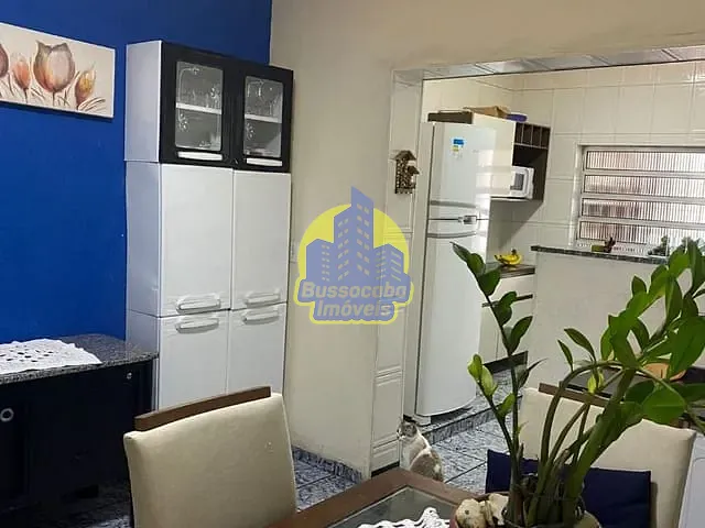 Sobrado com 250m² 3 quartos e 2 banheiros, à venda, no bairro Jaguaribe em Osasco
